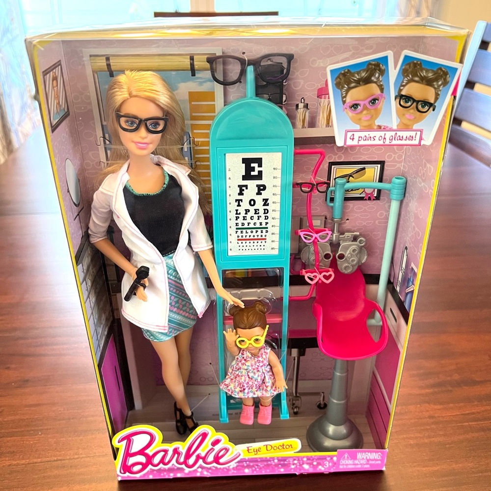 2014 BRAND NEW RARE Unopened Mattel Barbie Eye Doctor Optometrist Play Set